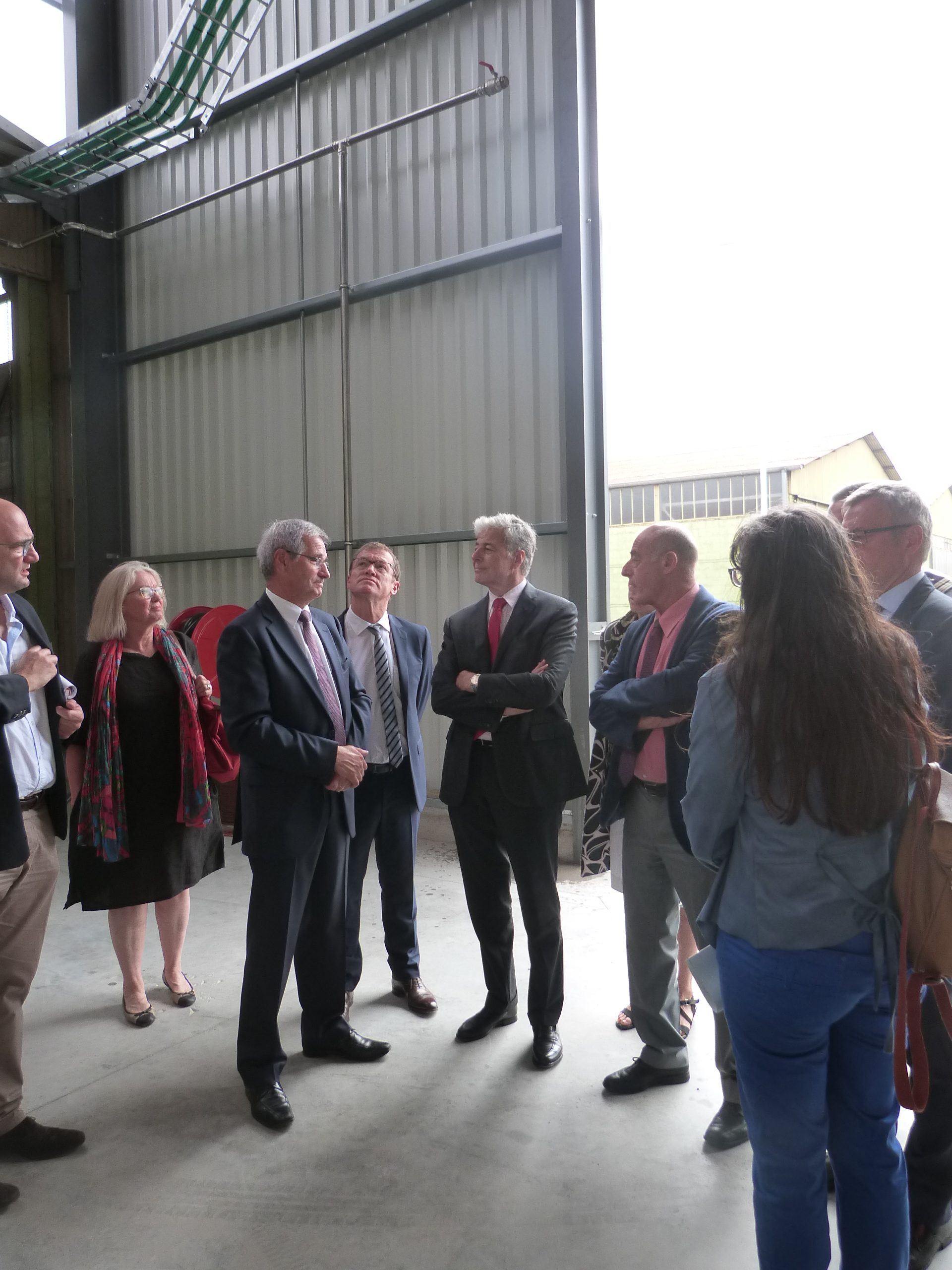 Le préfet de la région Auvergne-Rhône-Alpes visite l’EcoCentre de Varennes